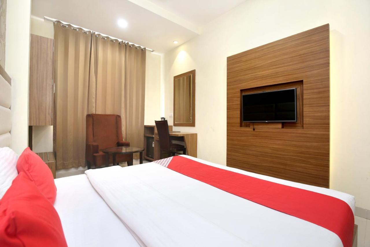 Capital O 8510 Welcome Inn Amritsar Exteriör bild