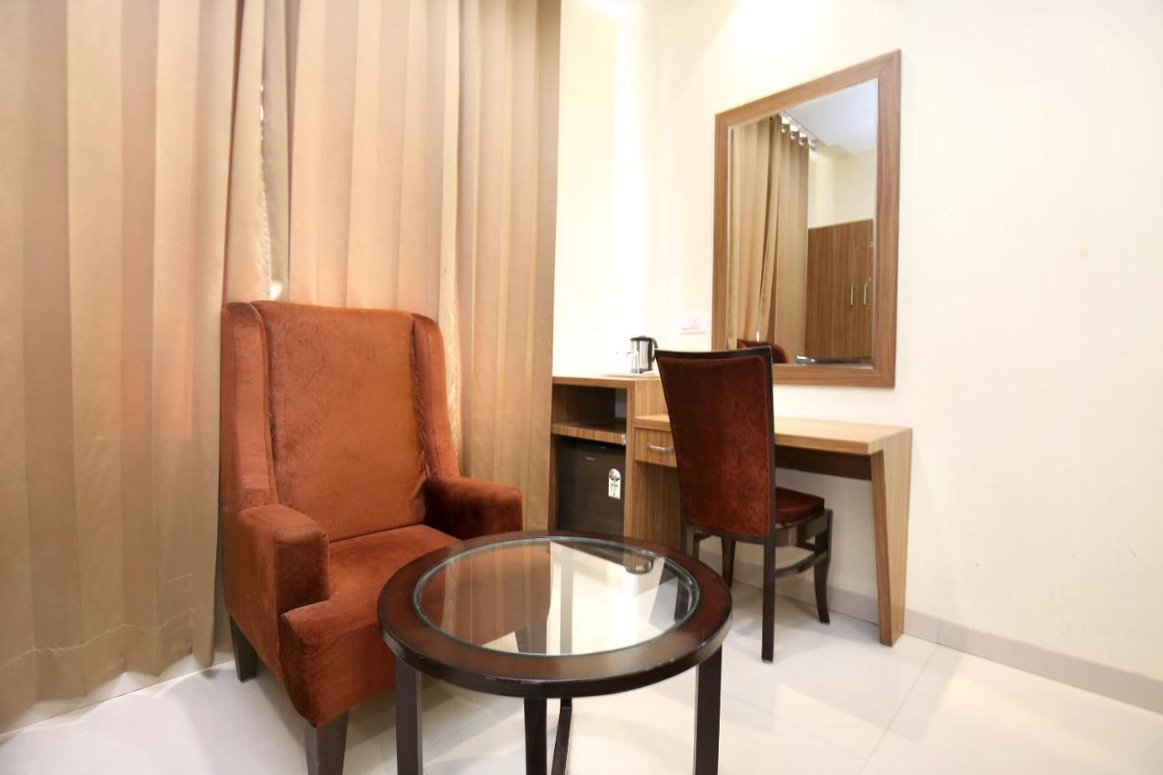 Capital O 8510 Welcome Inn Amritsar Exteriör bild
