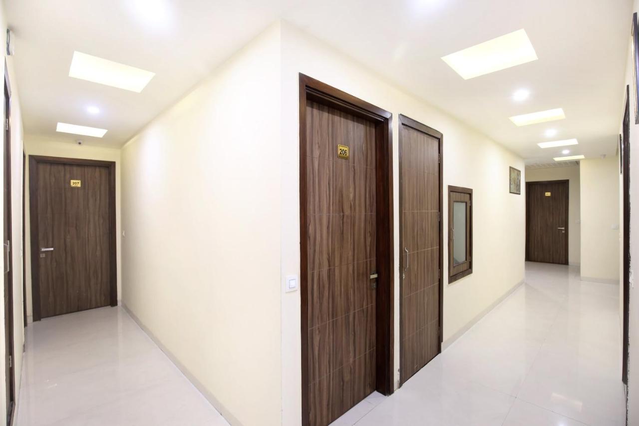 Capital O 8510 Welcome Inn Amritsar Exteriör bild