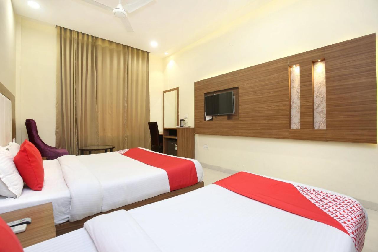 Capital O 8510 Welcome Inn Amritsar Exteriör bild